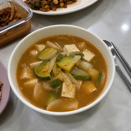 給食の達人テンジャンチゲ