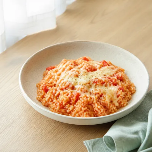 トマトとにんにくの炒めご飯