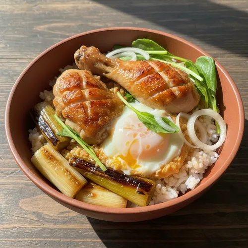 パリパリ皮の鶏もも肉丼