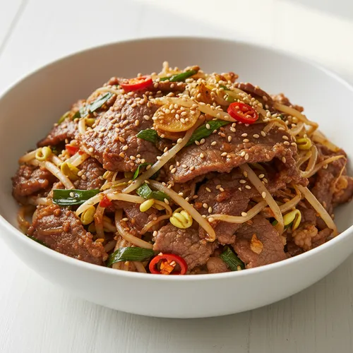 牛バラ薄切り肉ともやしの炒め物
