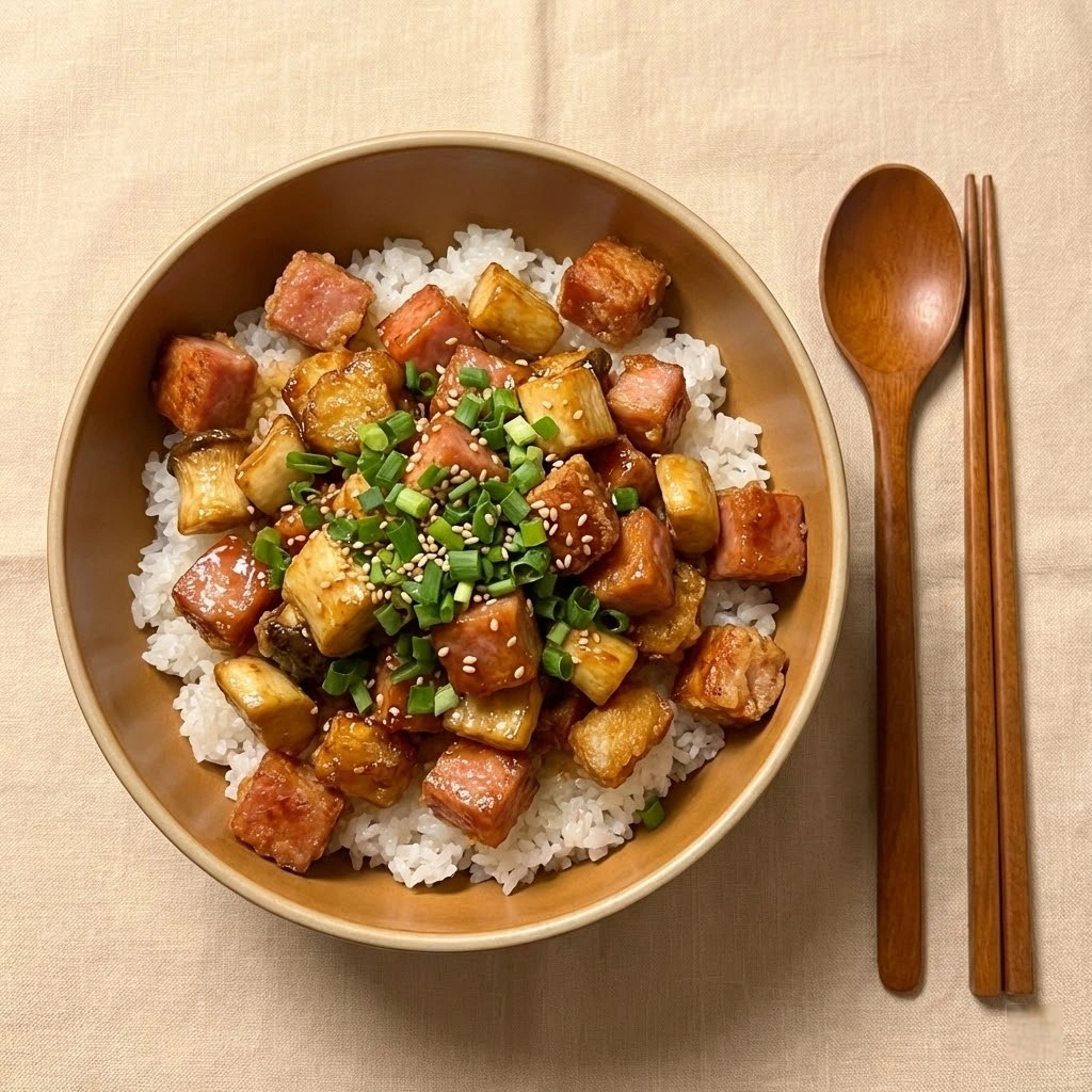 ハムとマッシュルームのカンジョン丼