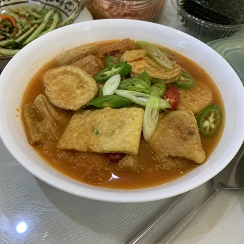 ピリ辛ジョンチゲ（残った韓国風お好み焼きのピリ辛鍋）