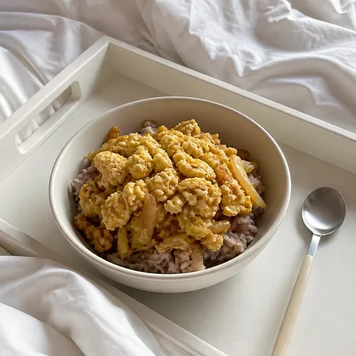 キャベツスクランブルエッグ丼