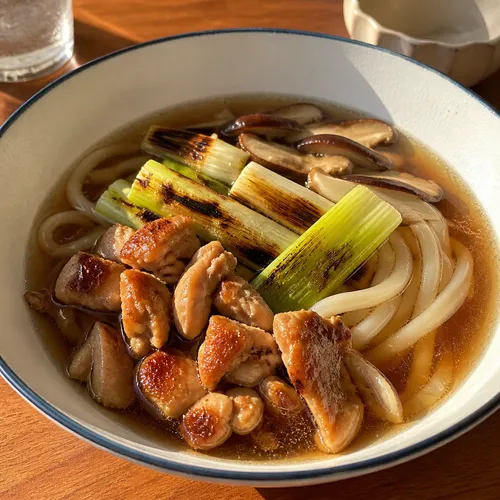 ジドリウドン(鶏肉うどん)