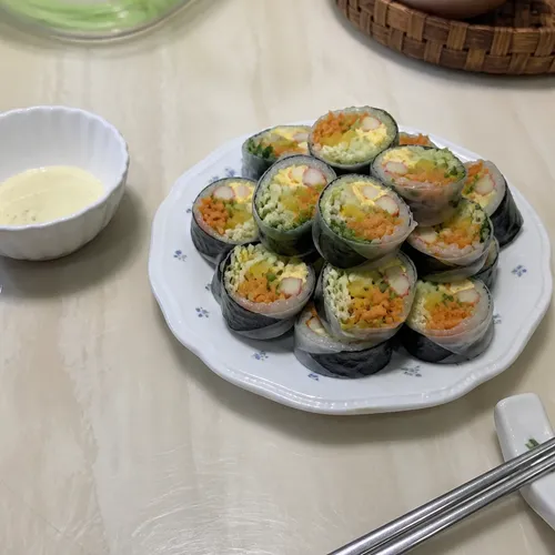 ご飯なしでも美味しい夏のライスペーパーキンパ