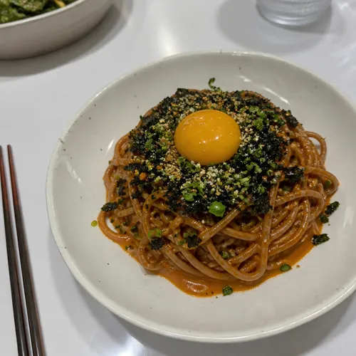 BTS ジョングクのブルマヨエゴマ油冷麺