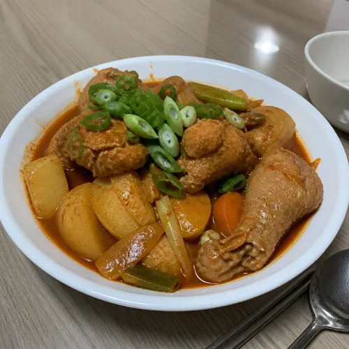 圧力鍋で作る鶏の炒め煮
