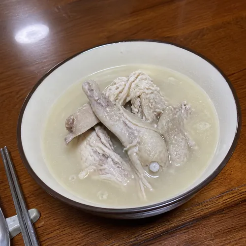 サムゲタン用超簡単 香ばしい出汁の作り方