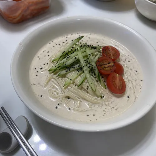豆腐豆乳冷麺