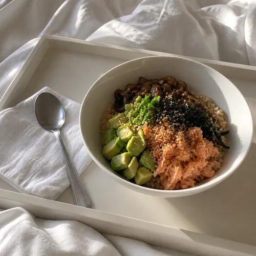 サーモンと椎茸のアボカドボウル