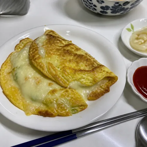 超簡単!玉ねぎ卵チーズチヂミ