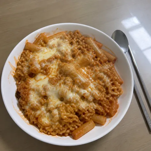 残ったヨプトッポッキで作る超簡単ラポッキ