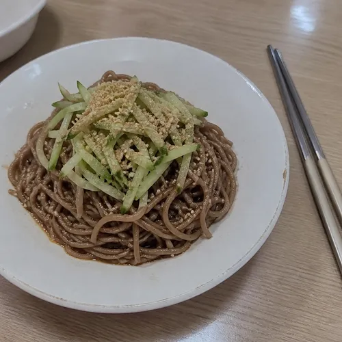 オリエンタルえごま油そば