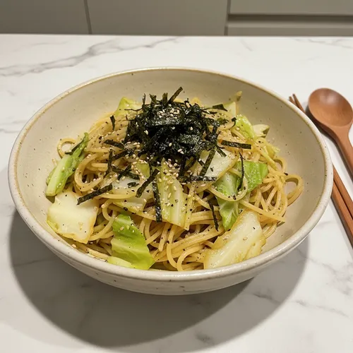 キャベツと海苔のパスタ