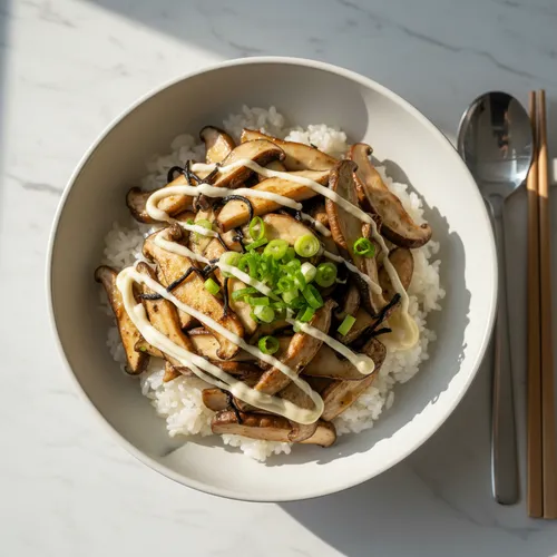 シオコンブとエリンギのマヨネーズ丼
