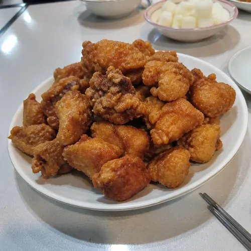 山盛り骨なしチキン(ノラントンダクスタイル)