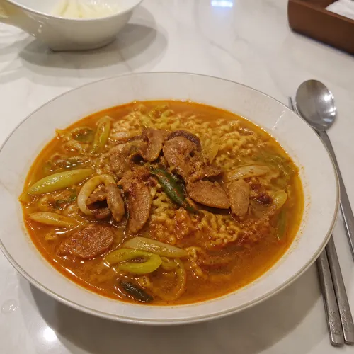 カンホドンの鴨ロースラーメン オロラ