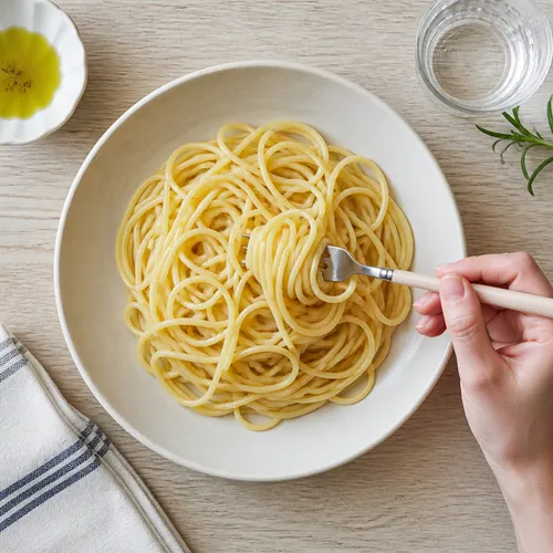 ゆでパスタ