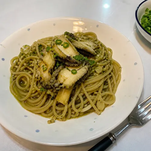 アワビの内臓パスタ