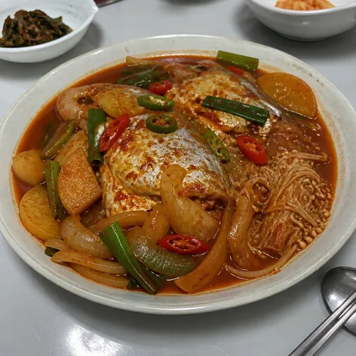 食堂の味に負けない！ピリ辛ビョンオの煮付け