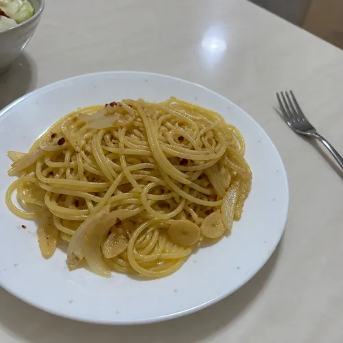 3つの材料で超簡単！チリオイルパスタ