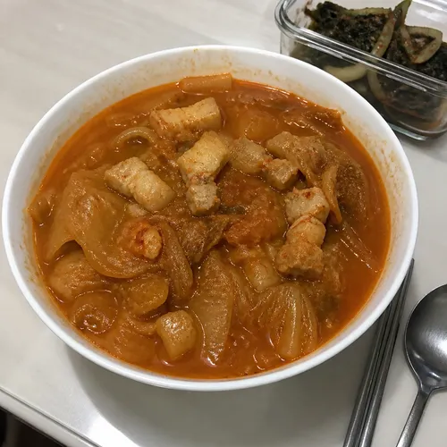 サムギョプサルの脂身キムチチゲ