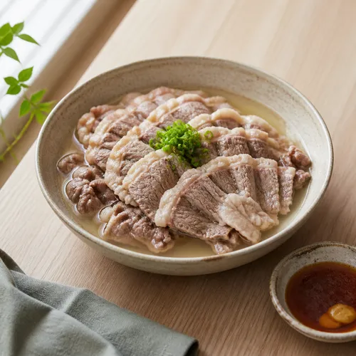 とろける牛バラ薄切り肉の蒸し肉
