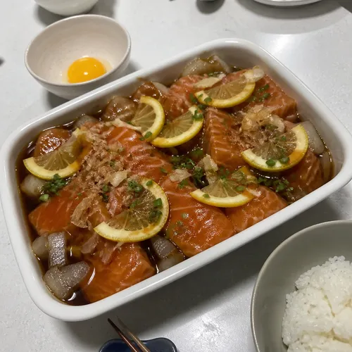 ノルウェー産生サーモンで作るご飯泥棒サーモン醤油漬け